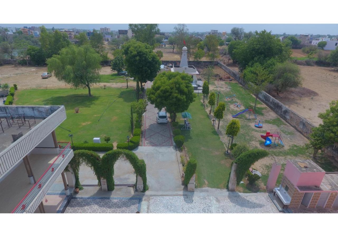 Goyal Bhawan Hotel Khatu Exterior photo