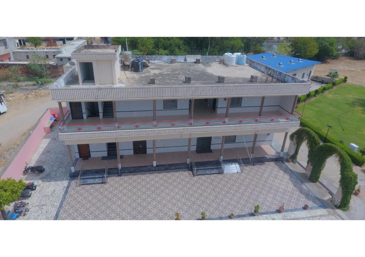 Goyal Bhawan Hotel Khatu Exterior photo